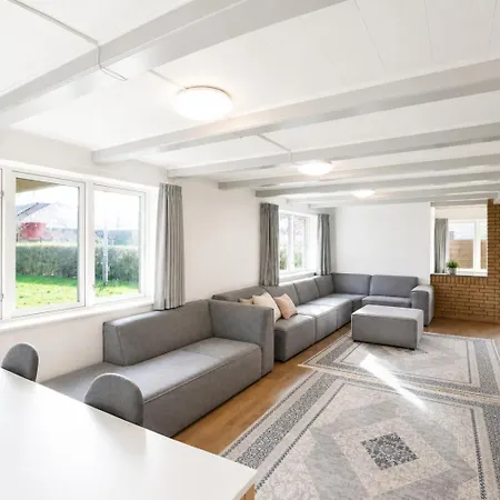 The Lighthouse - 170m2 5-bedroom House For 8 Persons In Odense - Free Parking Villa *
